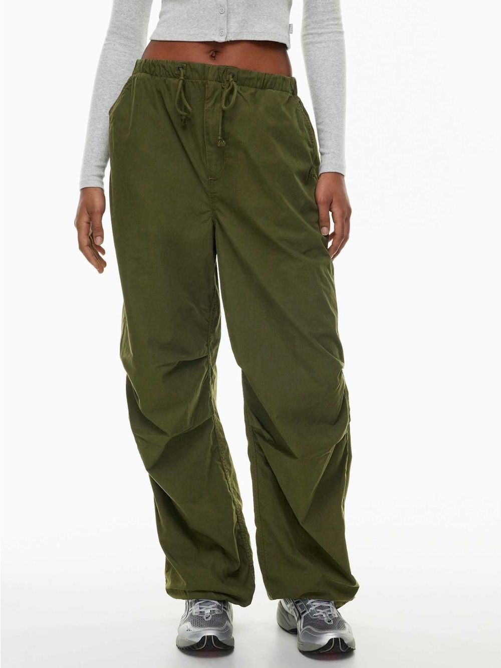 TNA Aritzia Parachute Pant Size Small
